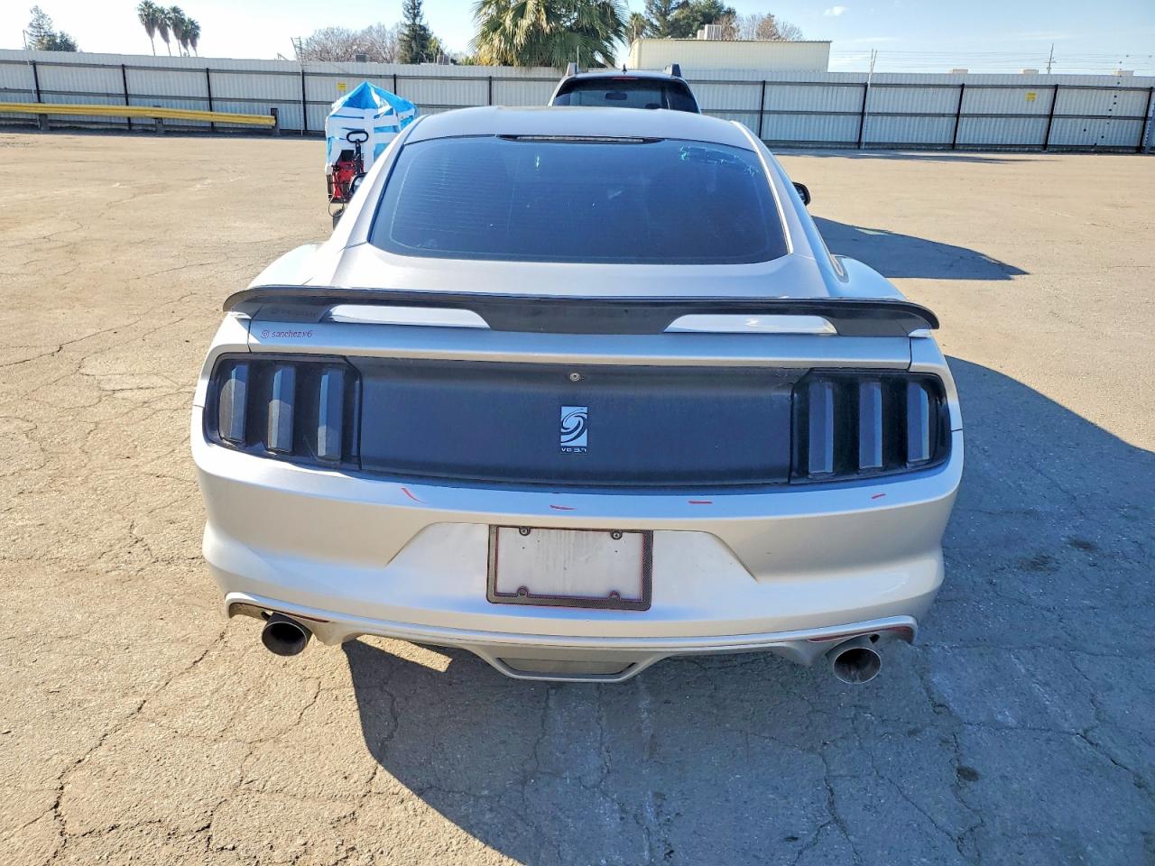 2016 FORD MUSTANG photo 11