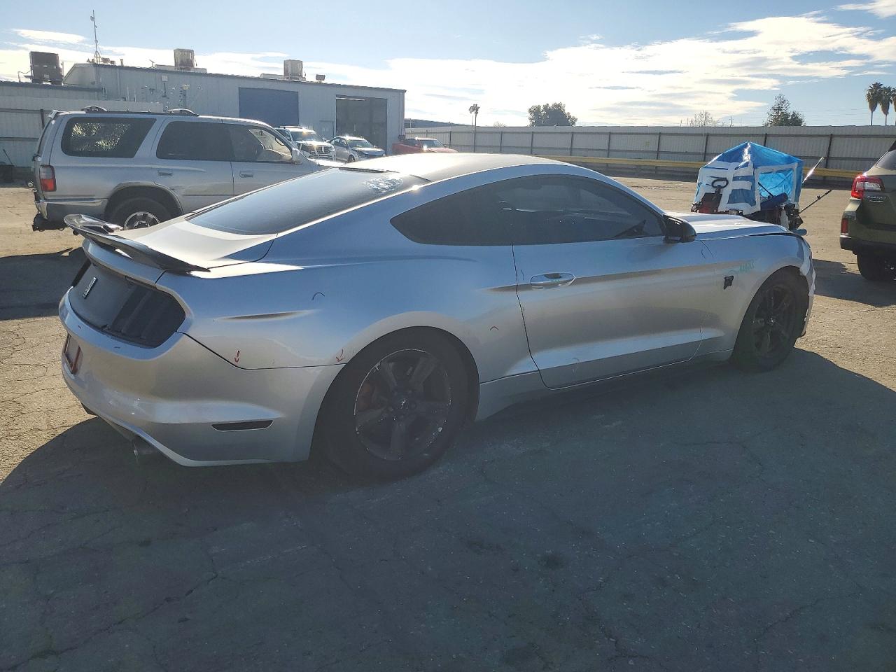 2016 FORD MUSTANG photo 5