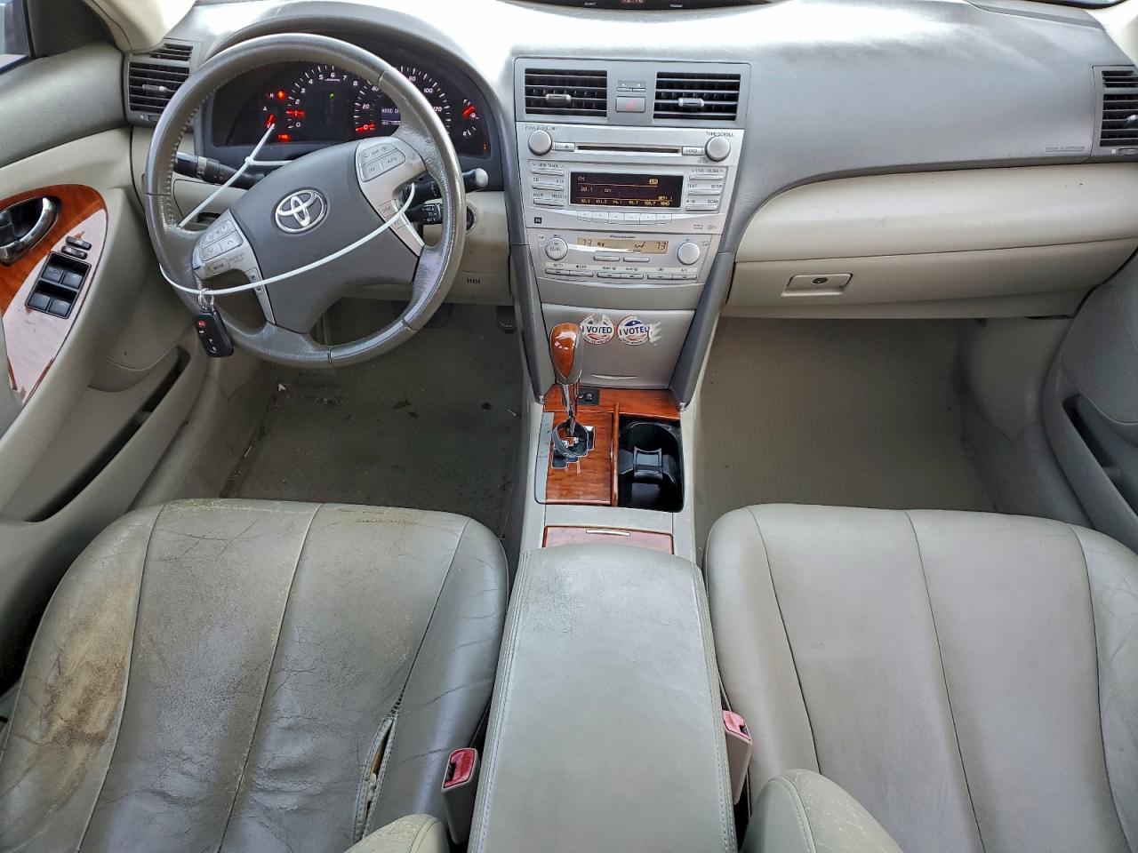 2011 TOYOTA CAMRY BASE photo 8