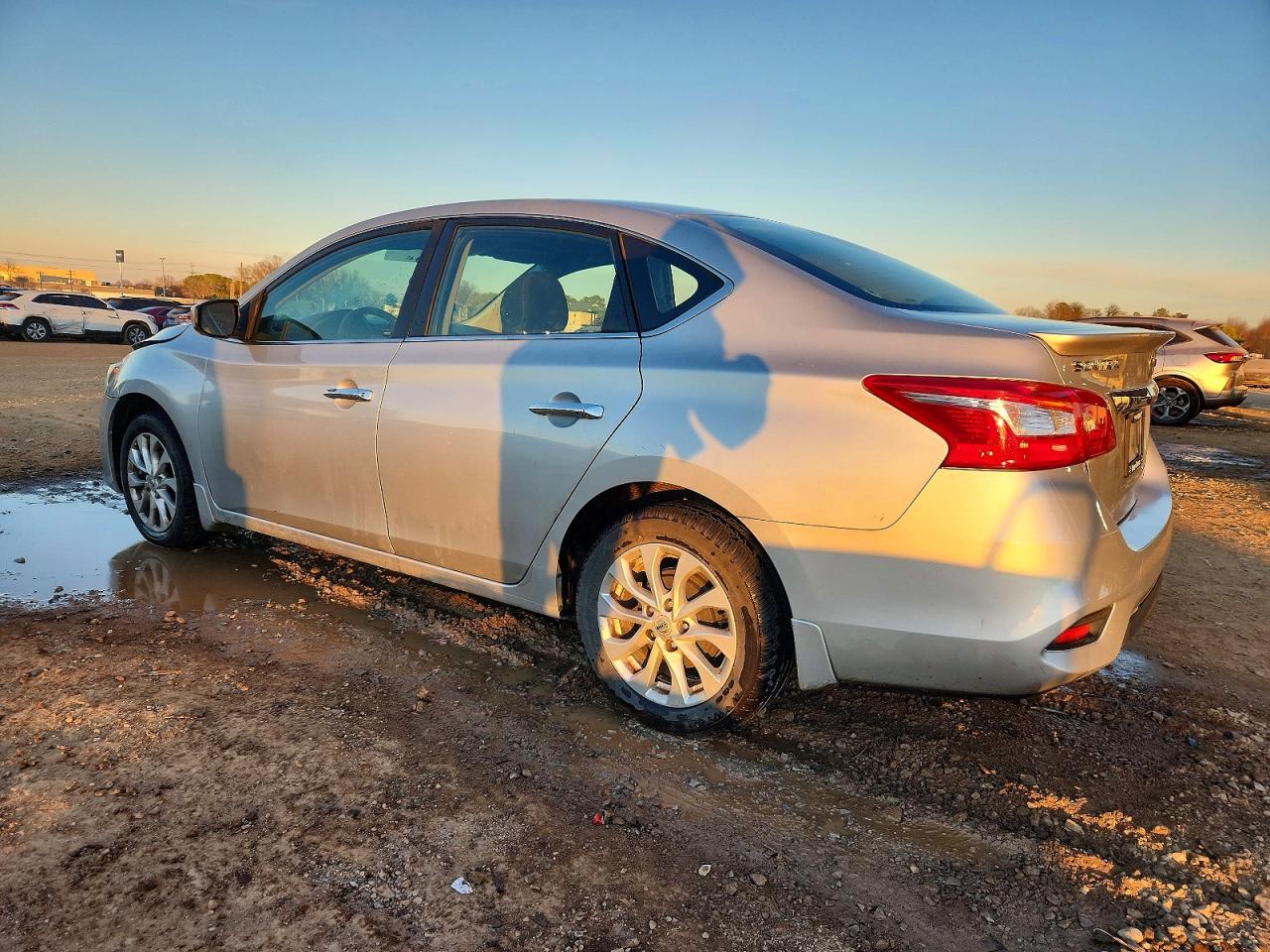 2019 NISSAN SENTRA S photo 2