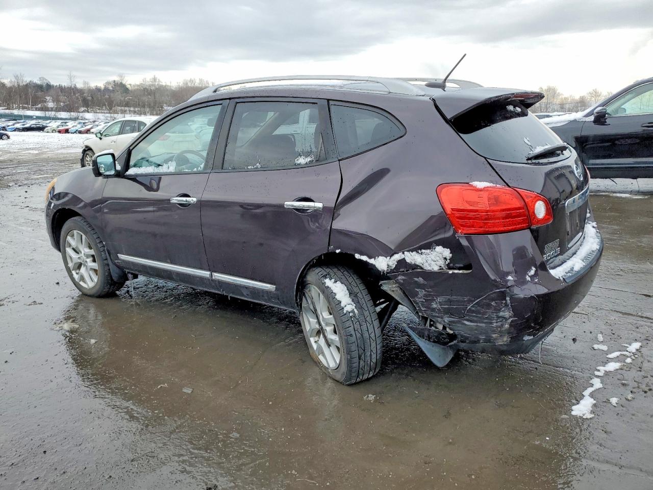 2013 NISSAN ROGUE S photo 2