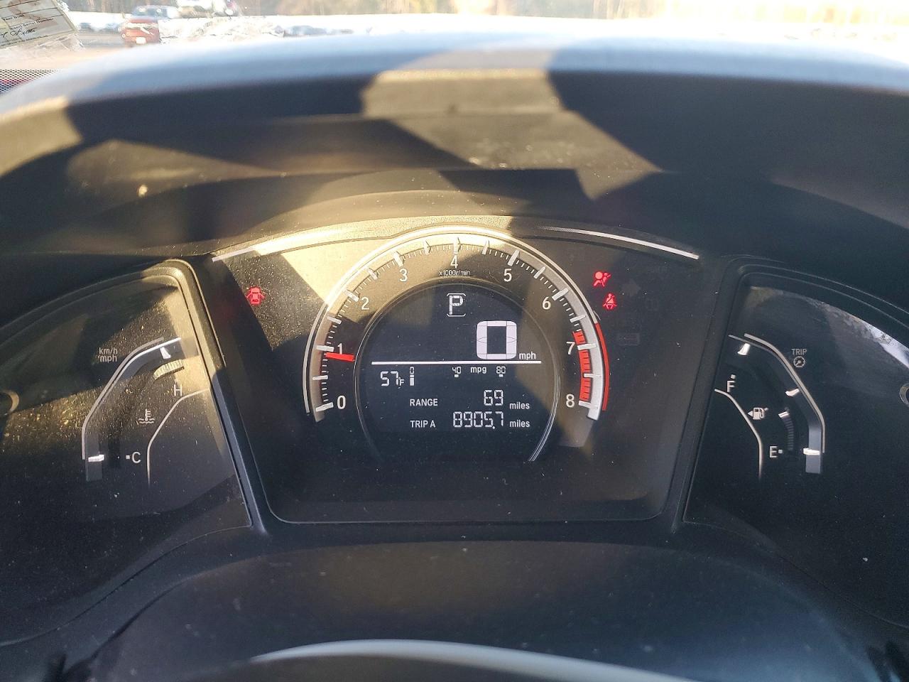 2016 HONDA CIVIC LX photo 17