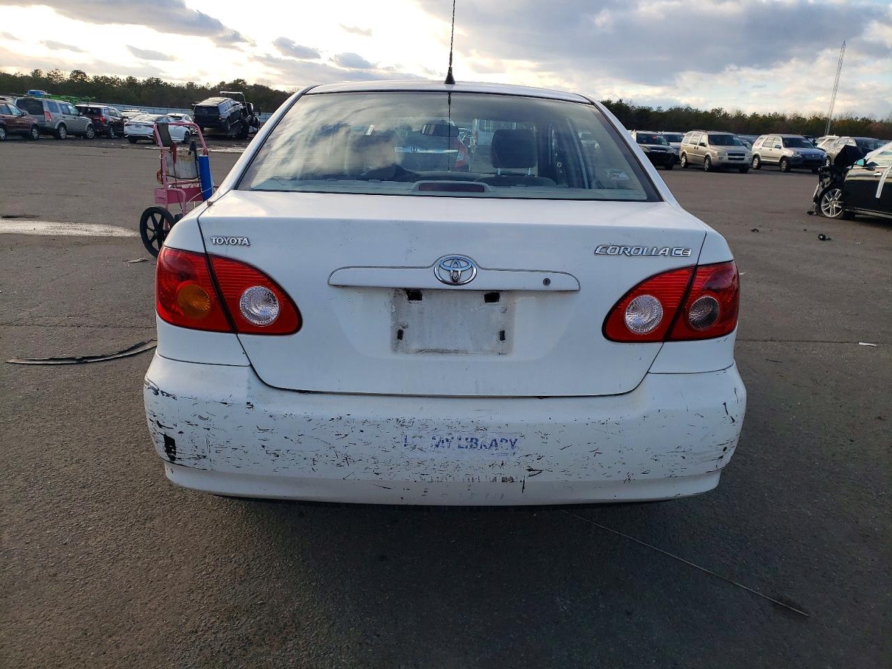 2004 TOYOTA COROLLA CE photo 16