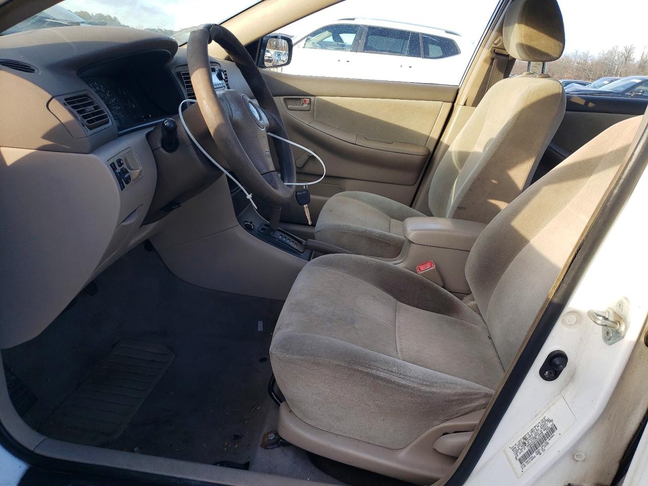 2004 TOYOTA COROLLA CE photo 19