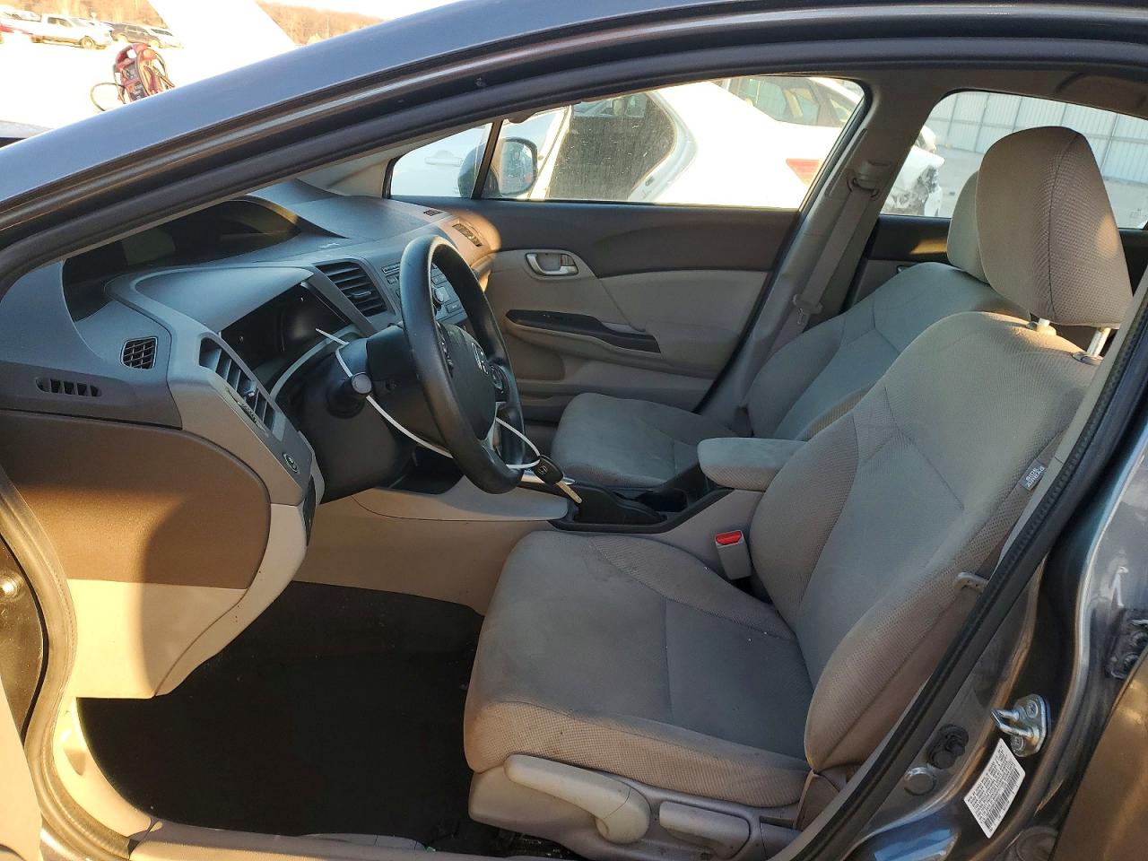 2012 HONDA CIVIC LX photo 7
