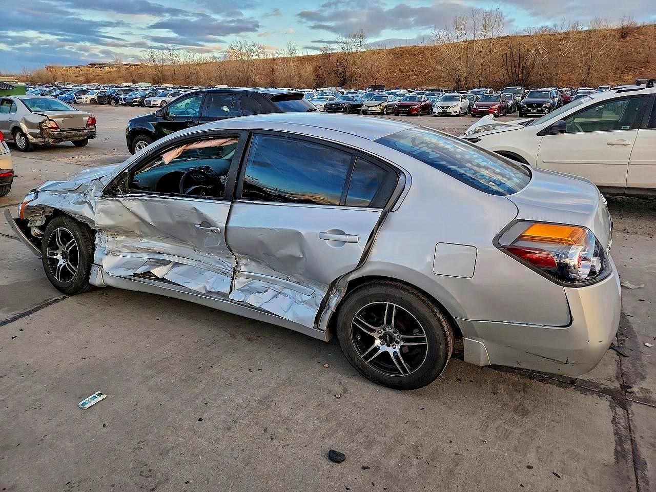 2012 NISSAN ALTIMA BASE photo 2