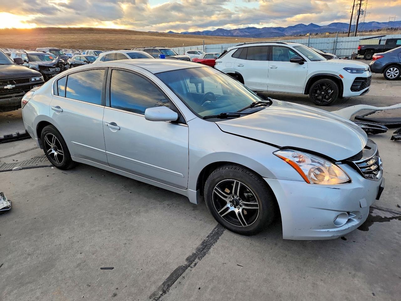 2012 NISSAN ALTIMA BASE photo 4