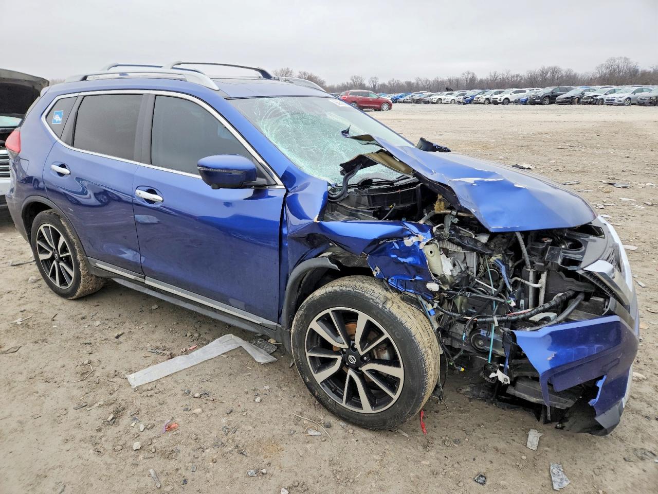 2019 NISSAN ROGUE S photo 4