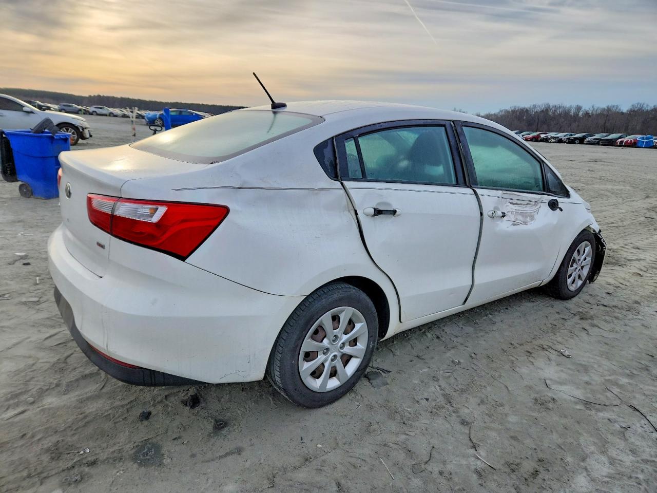 2017 KIA RIO LX photo 5