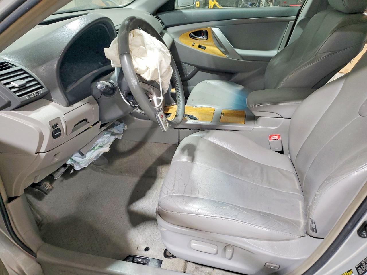 2007 TOYOTA CAMRY LE photo 7