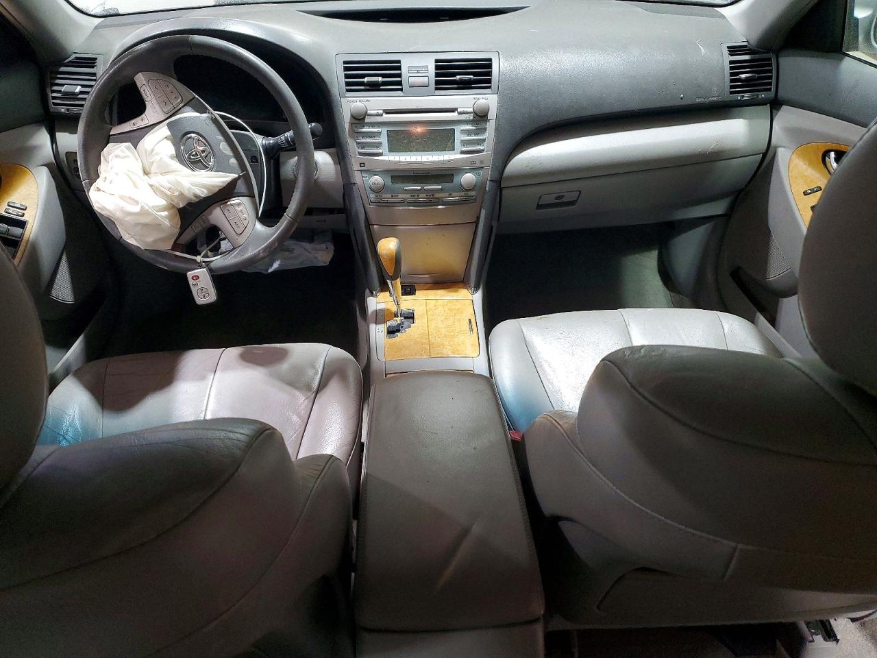 2007 TOYOTA CAMRY LE photo 8