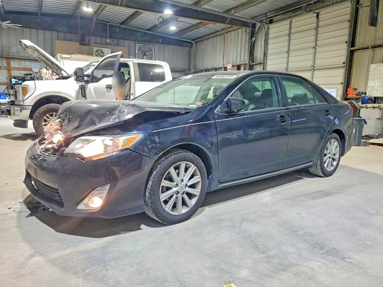 2013 TOYOTA CAMRY