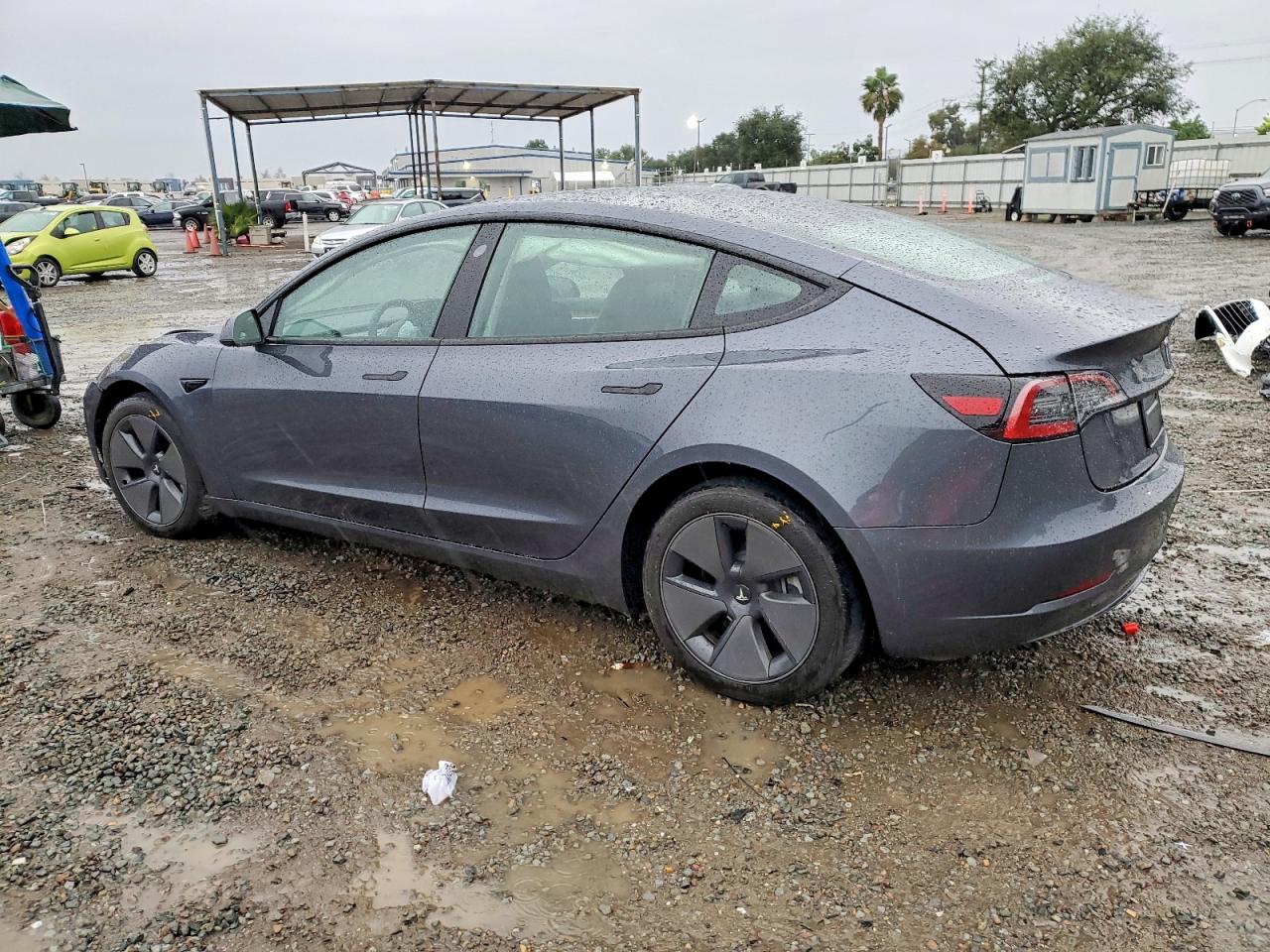 2023 TESLA MODEL 3 photo 2