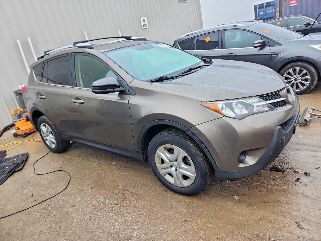 2014 TOYOTA RAV4 photo 4