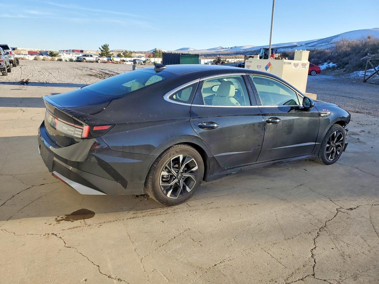 2025 HYUNDAI SONATA SEL photo 3