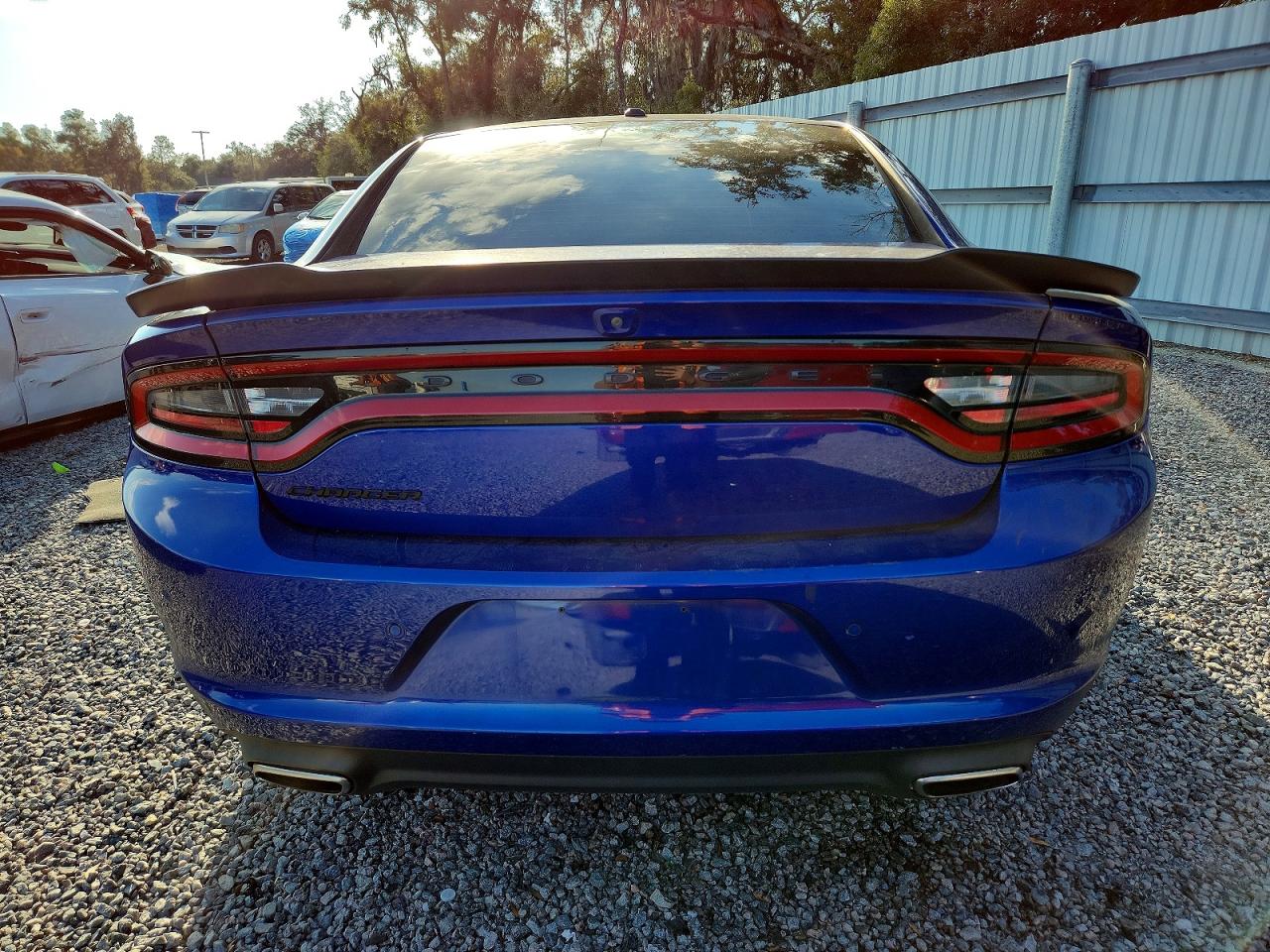 2020 DODGE CHARGER SXT photo 6