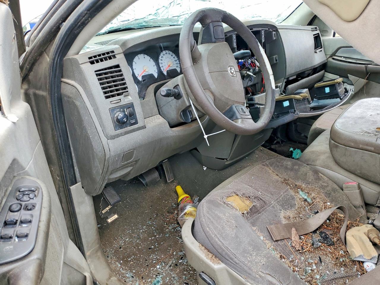 2007 DODGE RAM 1500 ST photo 8
