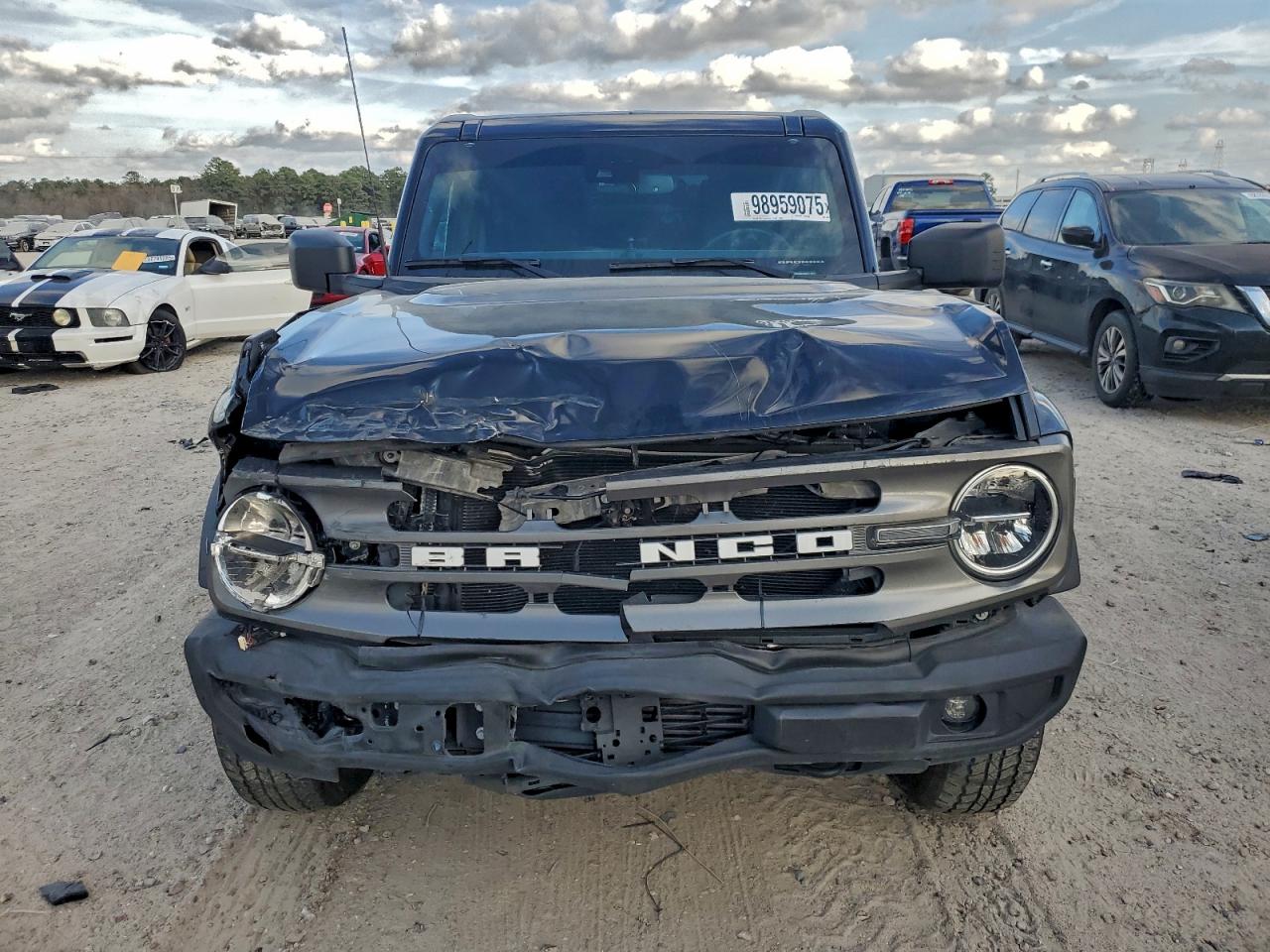 2022 FORD BRONCO BASE photo 5