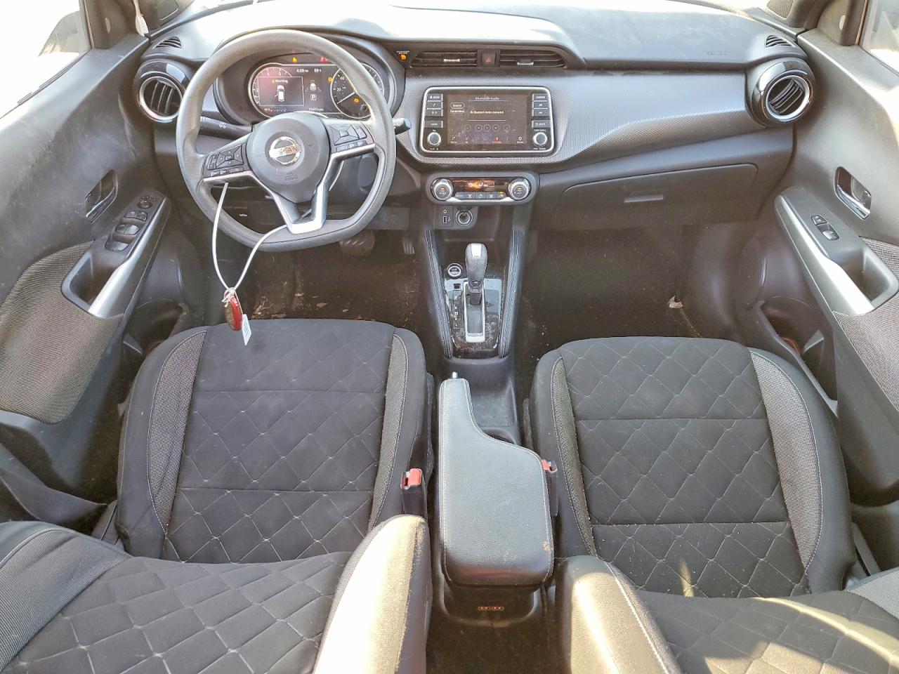 2020 NISSAN KICKS SV photo 8