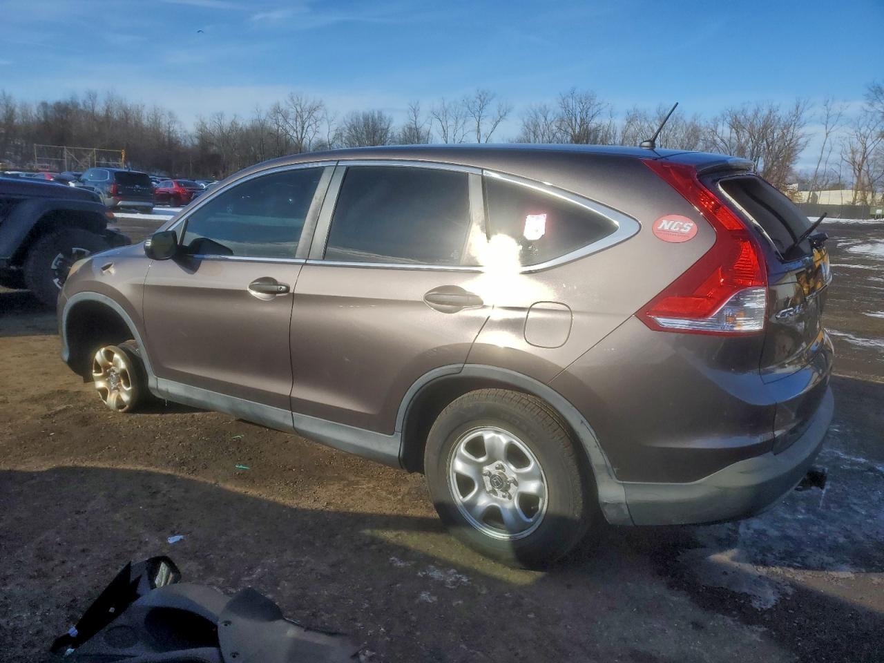 2014 HONDA CR-V LX photo 2
