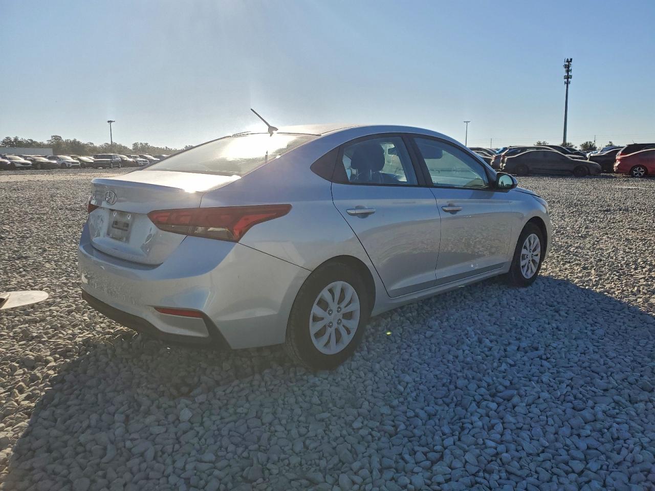 2019 HYUNDAI ACCENT SE photo 7