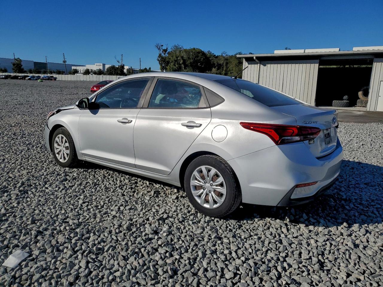 2019 HYUNDAI ACCENT SE photo 4