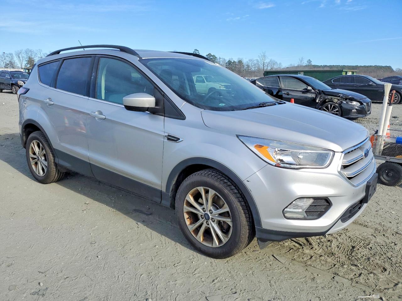 2018 FORD ESCAPE SE photo 10