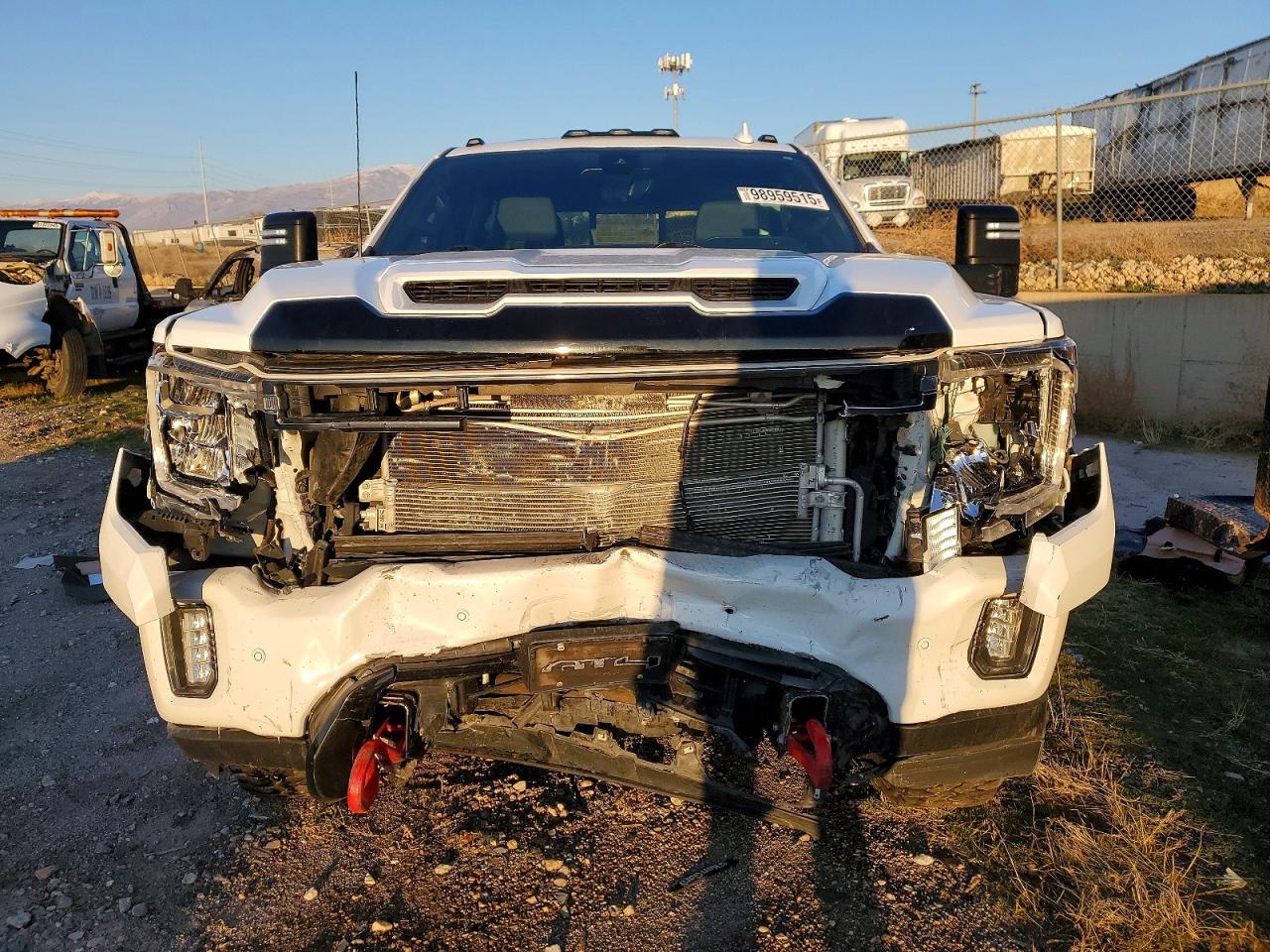 2021 GMC SIERRA K2500 AT4 photo 5