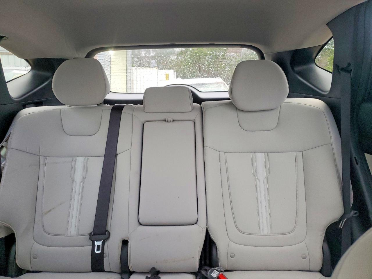 2026 HYUNDAI TUCSON SEL photo 19