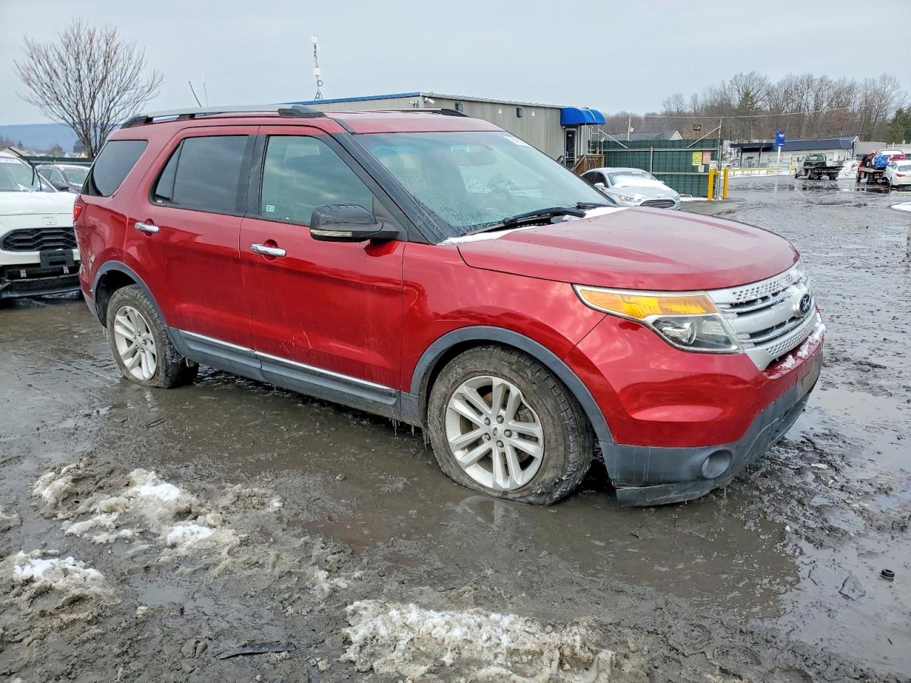 2013 FORD EXPLORER XLT photo 4