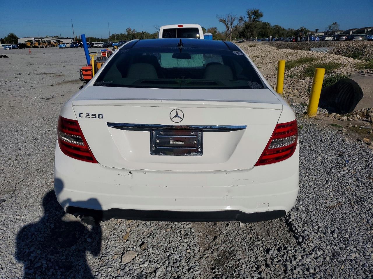 2015 MERCEDES-BENZ C 250 photo 6