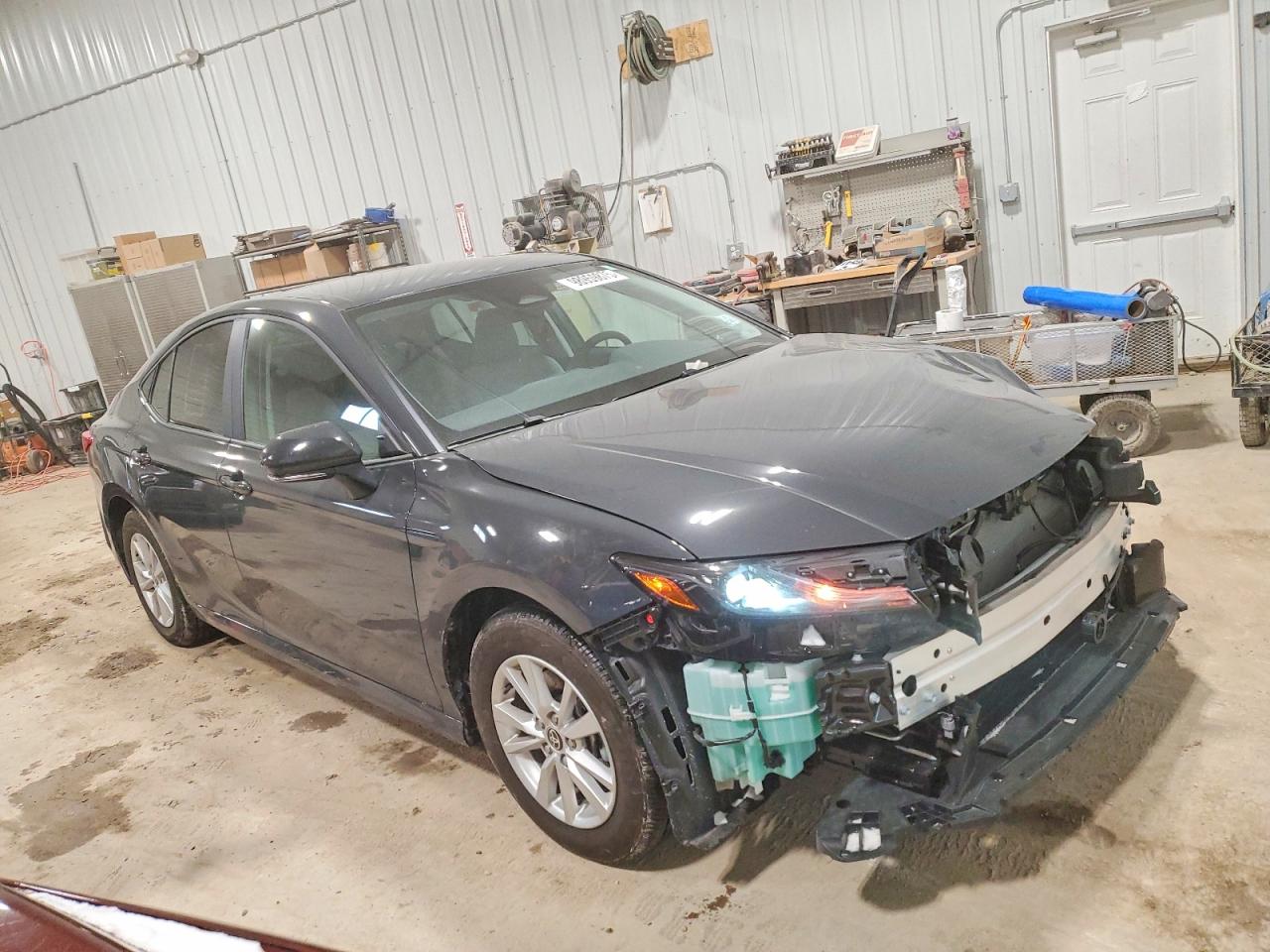 2025 TOYOTA CAMRY XSE photo 7