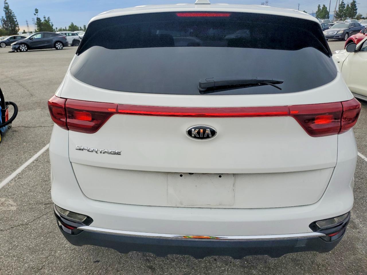2020 KIA SPORTAGE LX photo 6