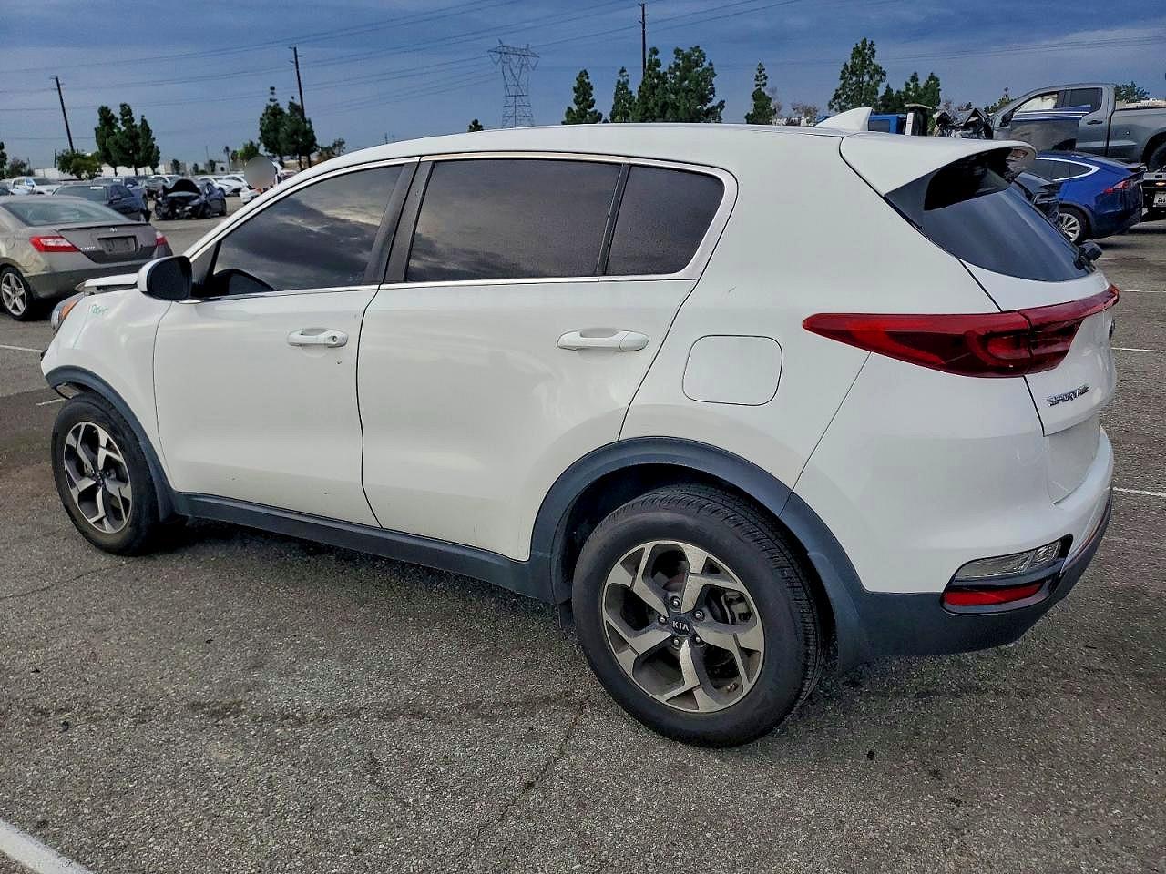 2020 KIA SPORTAGE LX photo 2