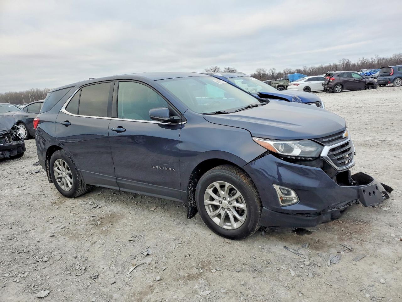 2018 CHEVROLET EQUINOX LT photo 4