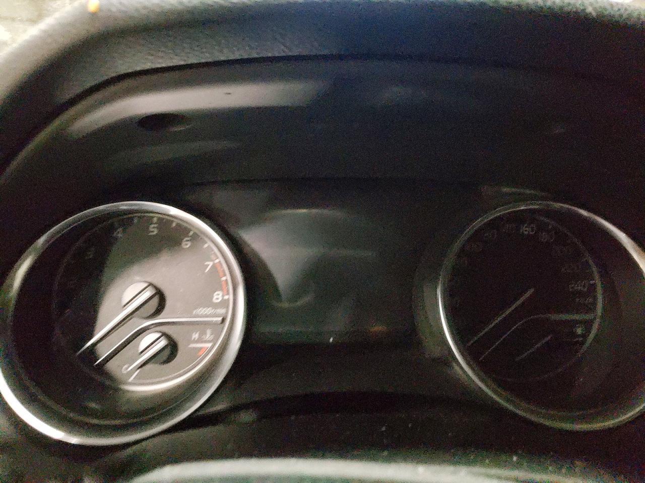 2018 TOYOTA CAMRY L photo 9