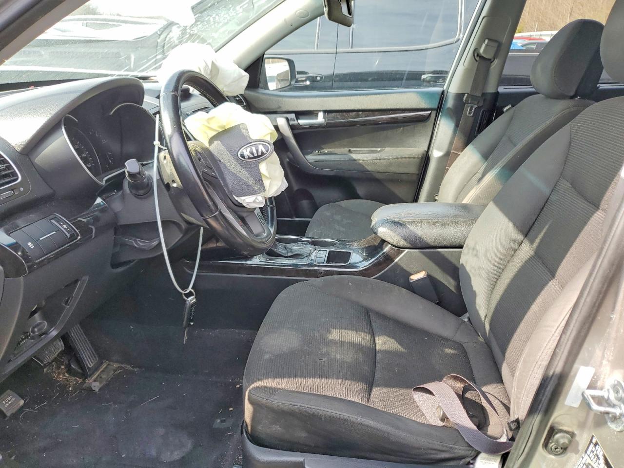 2014 KIA SORENTO LX photo 7