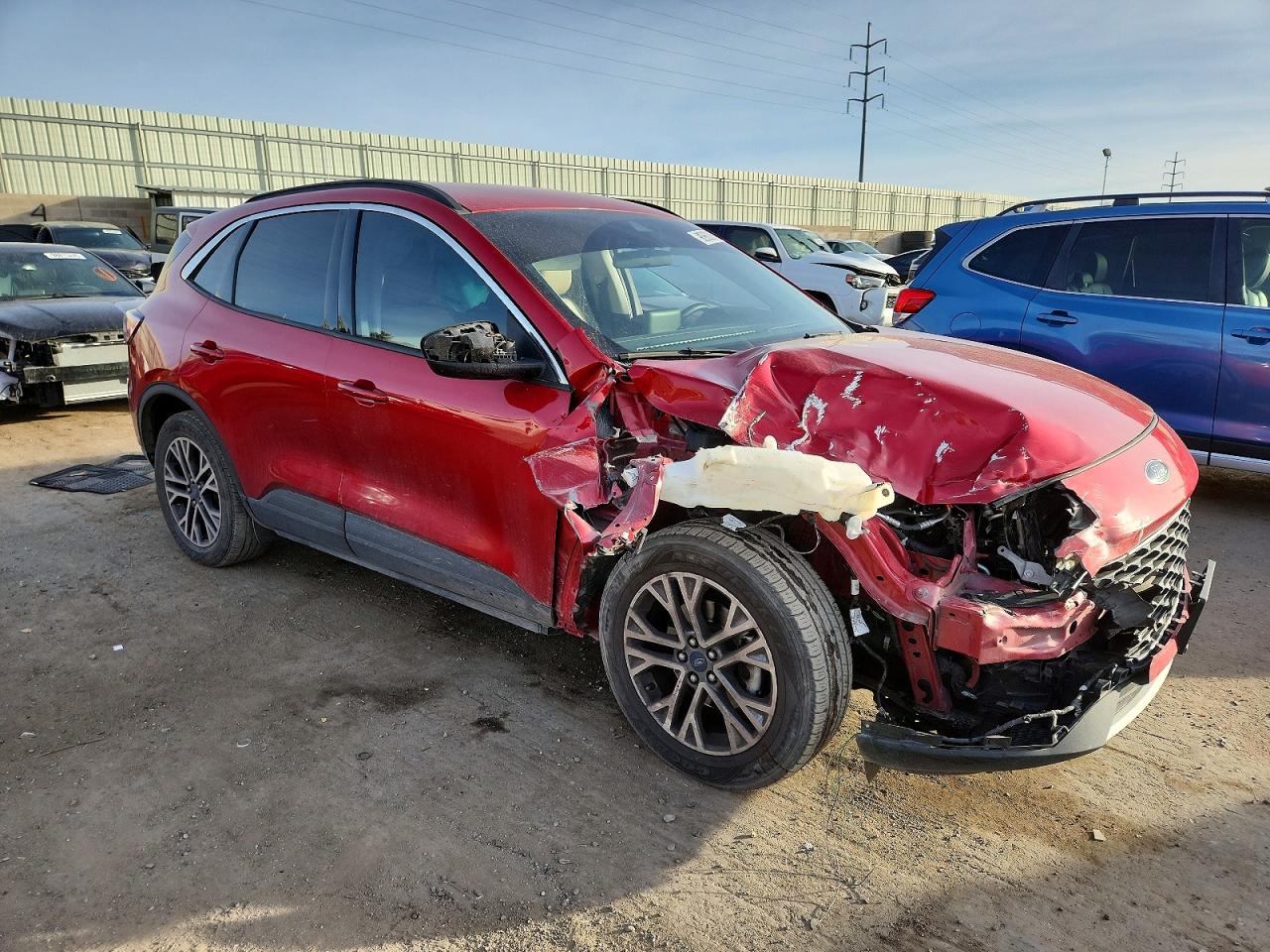 2022 FORD ESCAPE SEL photo 4