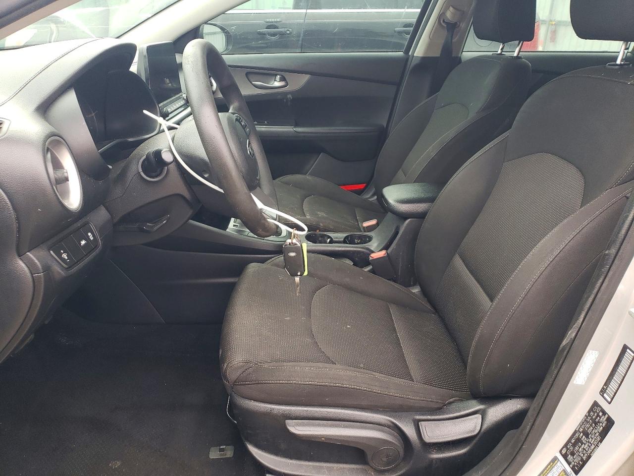 2021 KIA FORTE FE photo 13