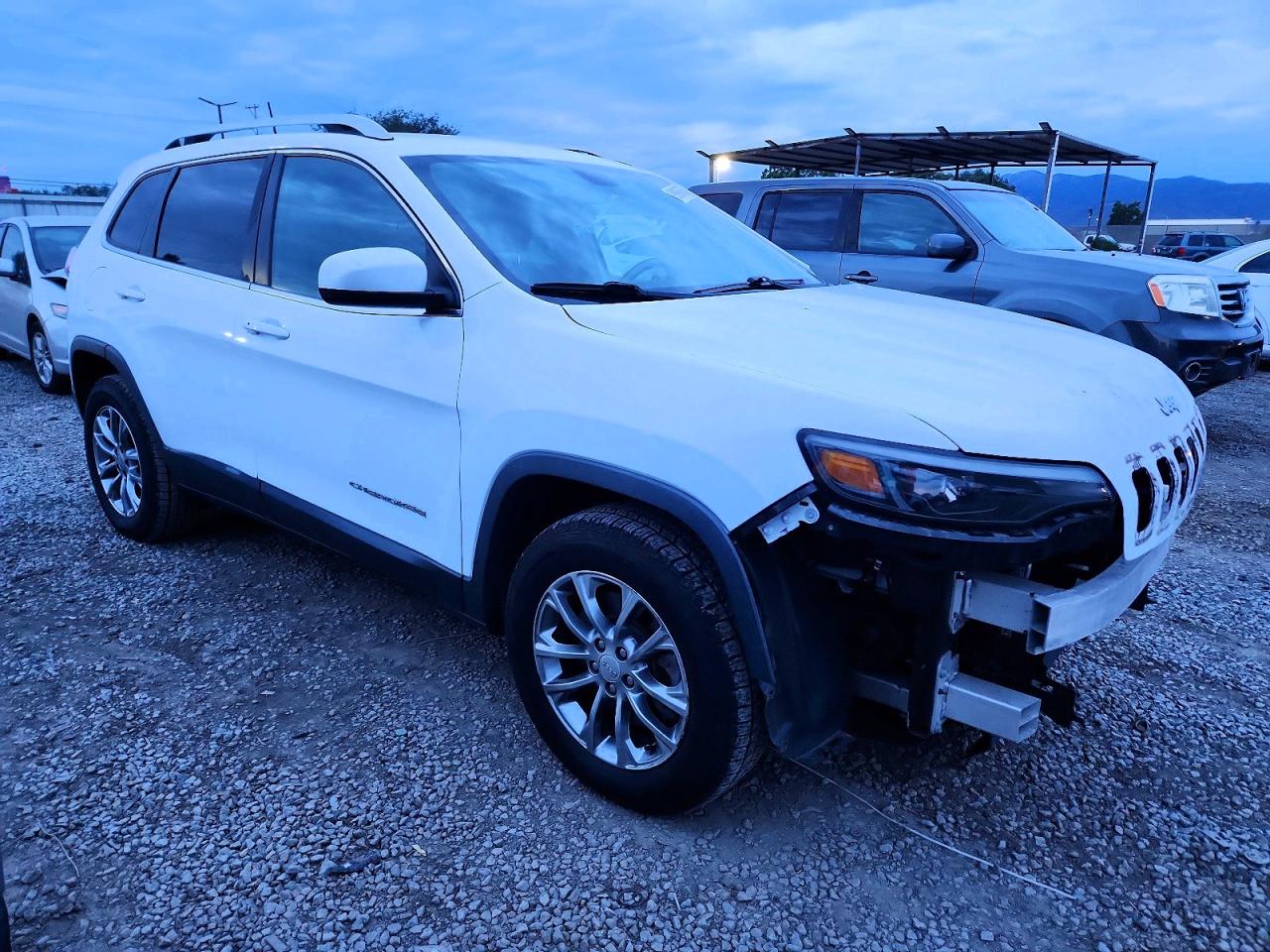 2019 JEEP CHEROKEE LATITUDE PLUS photo 10