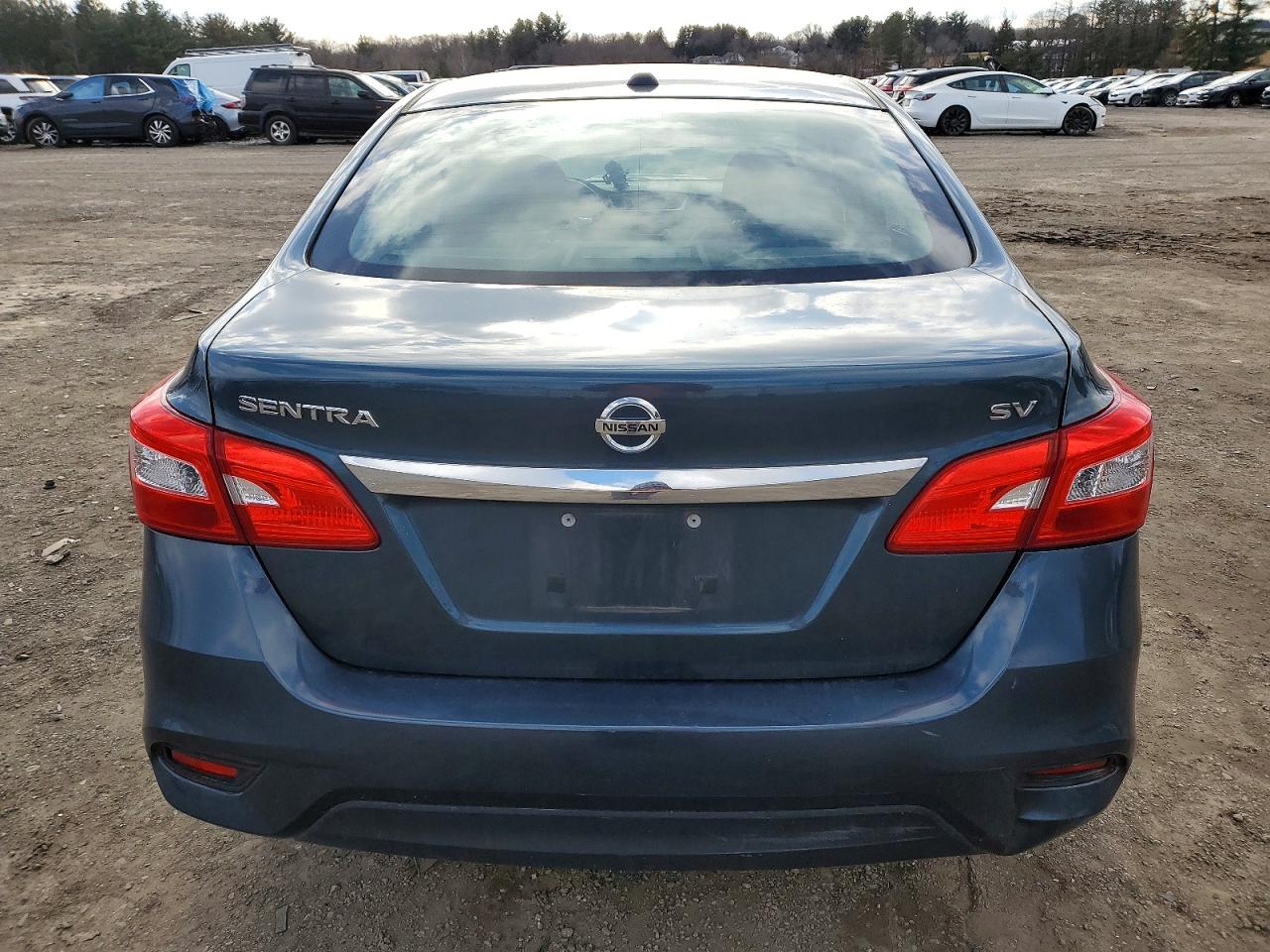 2016 NISSAN SENTRA S photo 6
