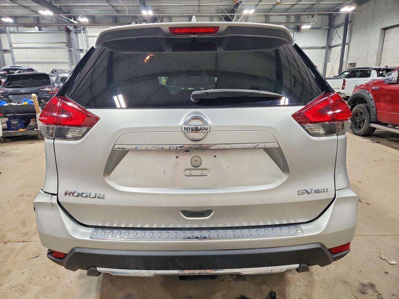 2018 NISSAN ROGUE S photo 11