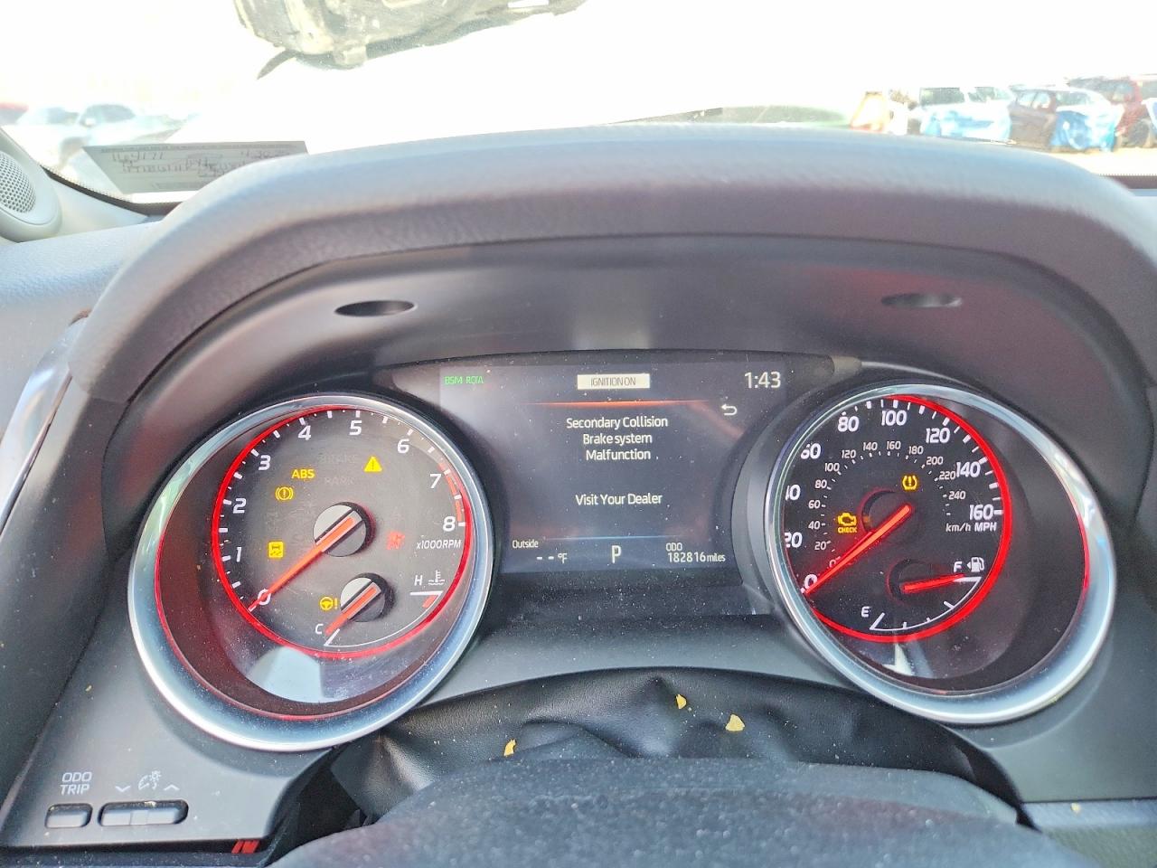 2019 TOYOTA CAMRY XSE photo 9