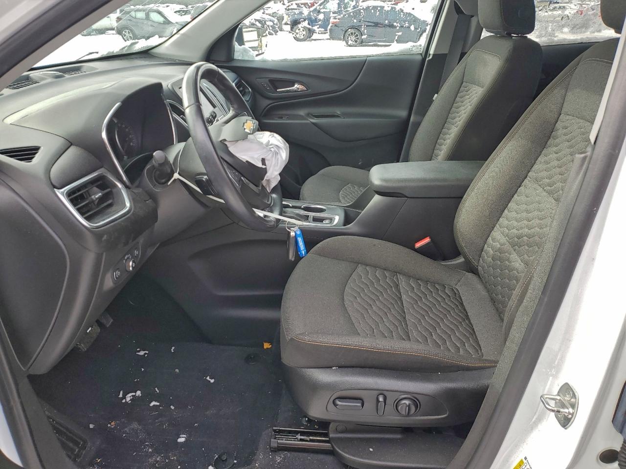 2021 CHEVROLET EQUINOX LT photo 13