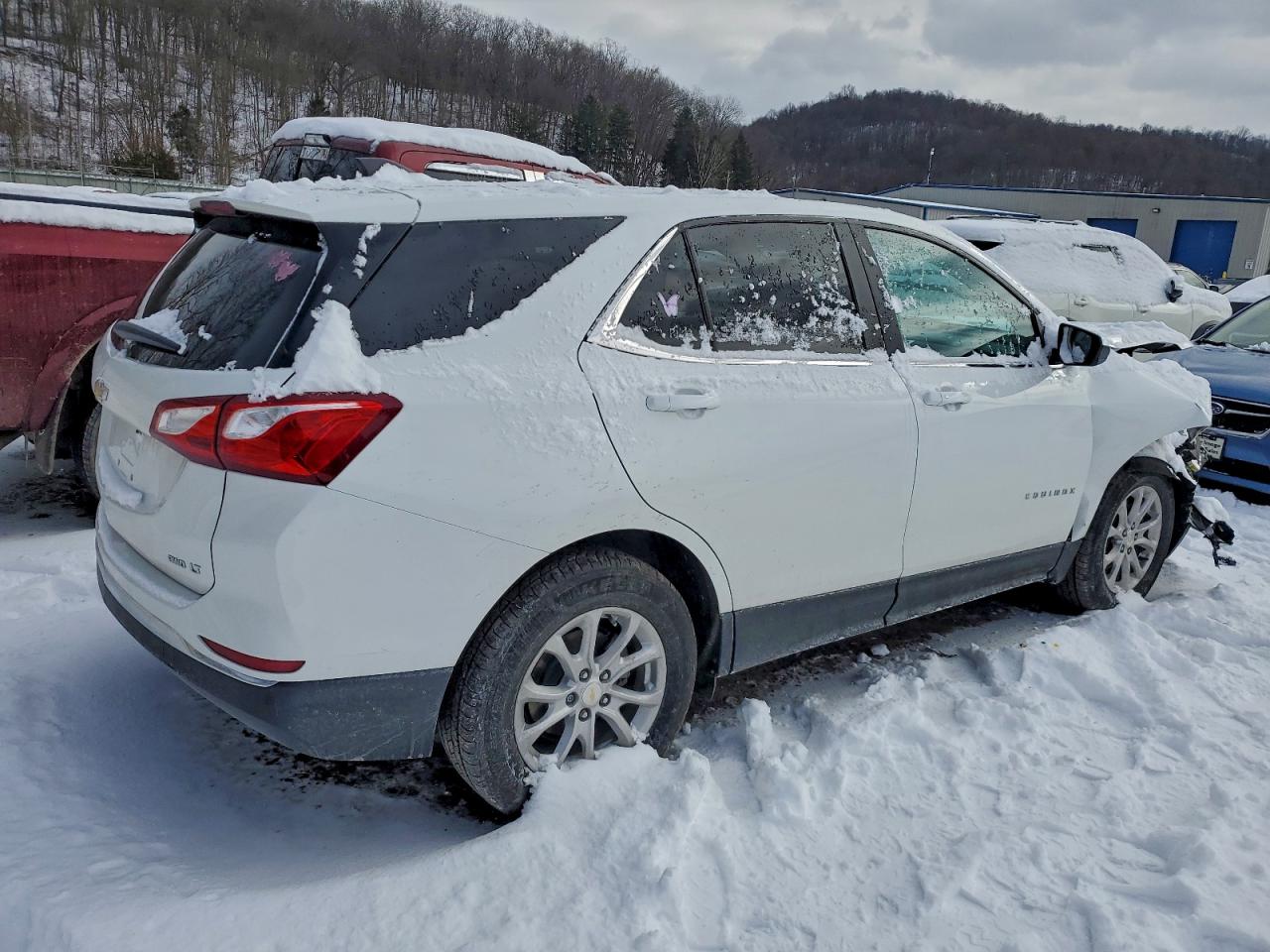 2021 CHEVROLET EQUINOX LT photo 5