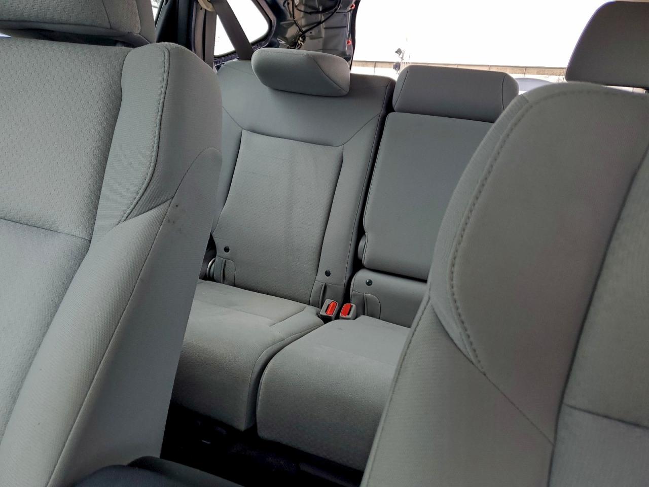 2015 HONDA CR-V LX photo 19