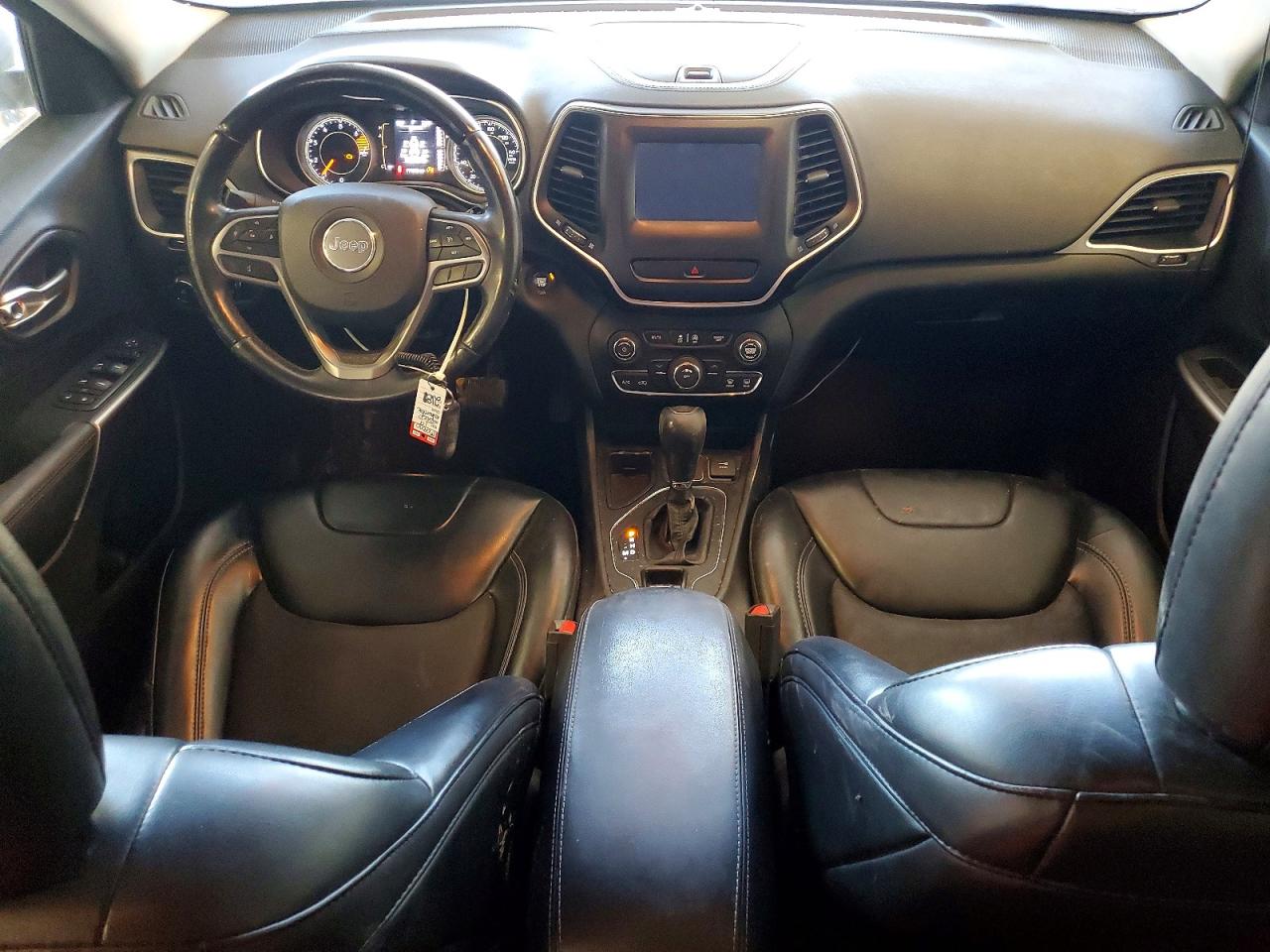2019 JEEP CHEROKEE LATITUDE PLUS photo 15