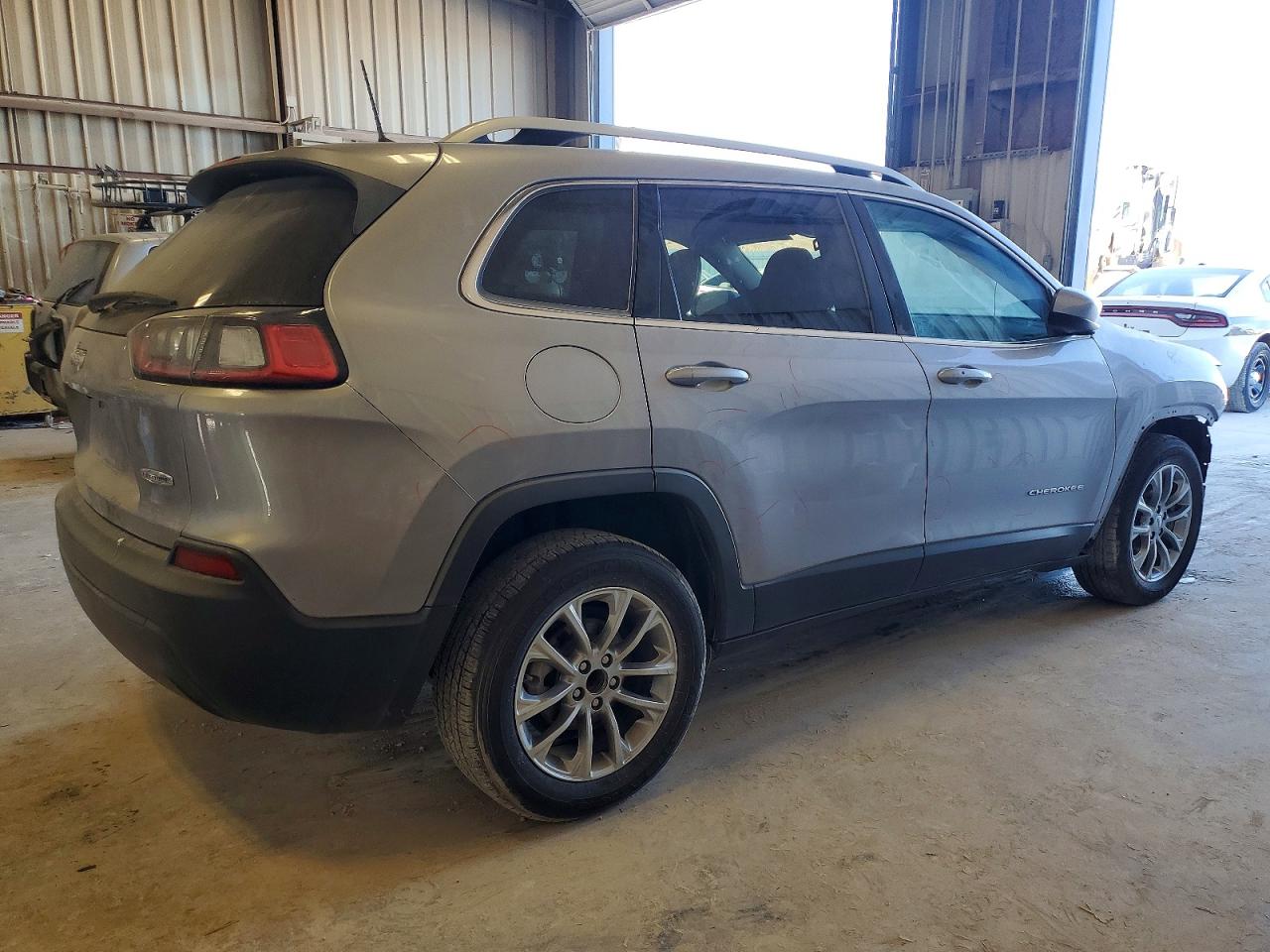 2019 JEEP CHEROKEE LATITUDE PLUS photo 5