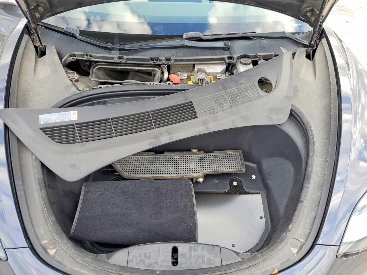 2018 TESLA MODEL 3 photo 11
