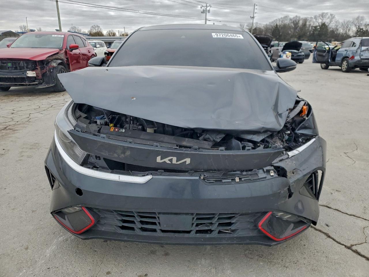 2024 KIA FORTE GT LINE photo 5
